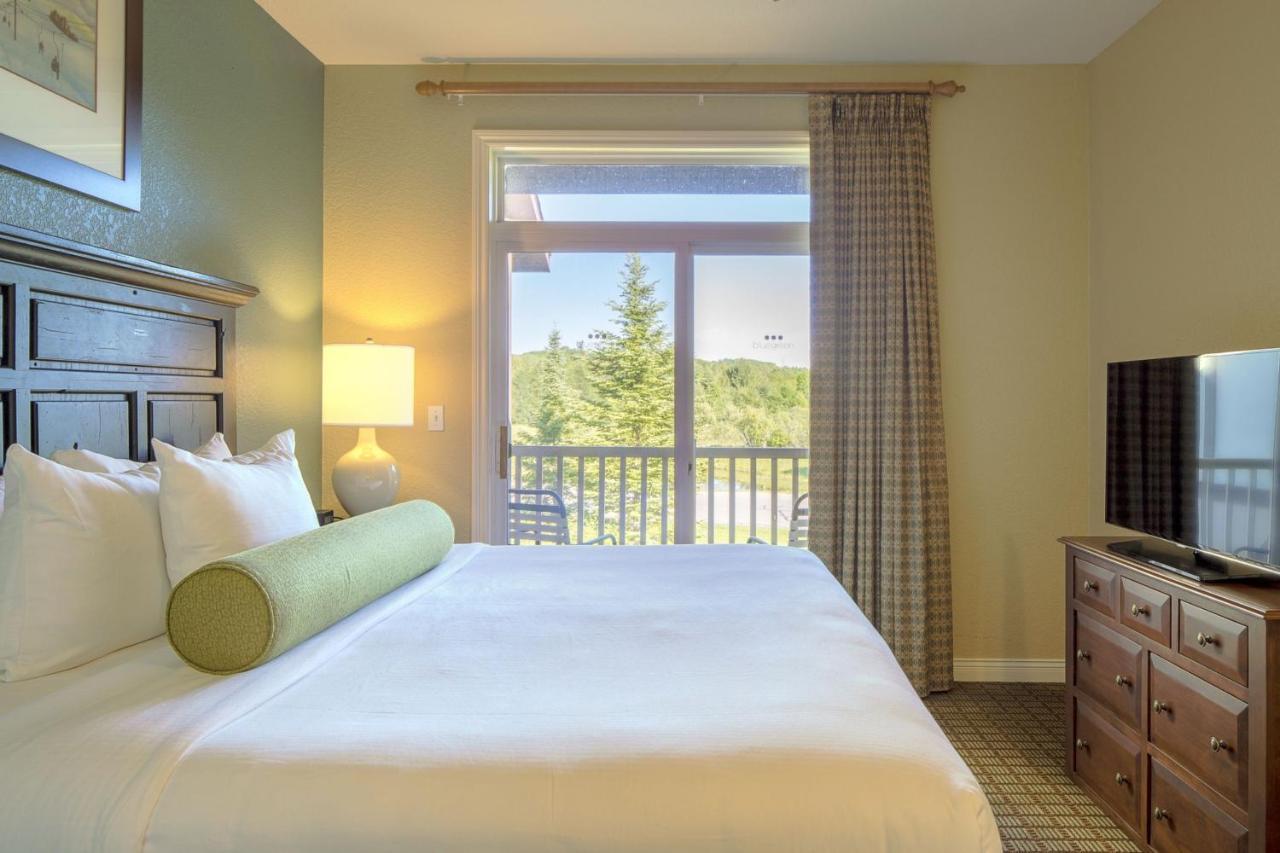 Mountain Run At Boyne Hotel Boyne Falls Bagian luar foto