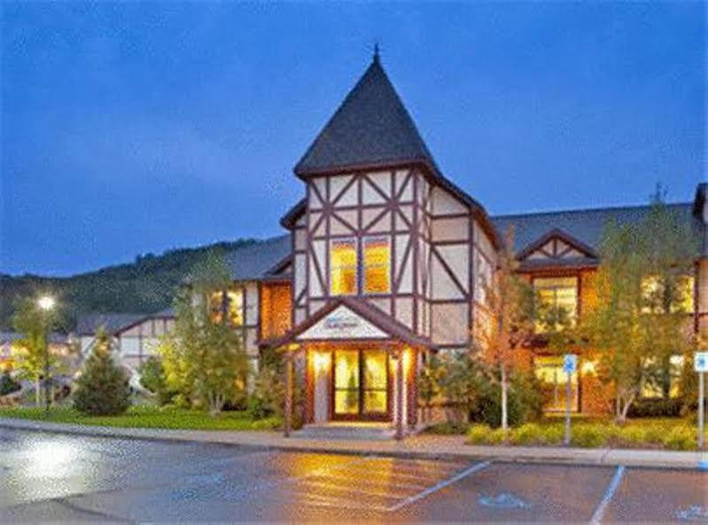 Mountain Run At Boyne Hotel Boyne Falls Bagian luar foto
